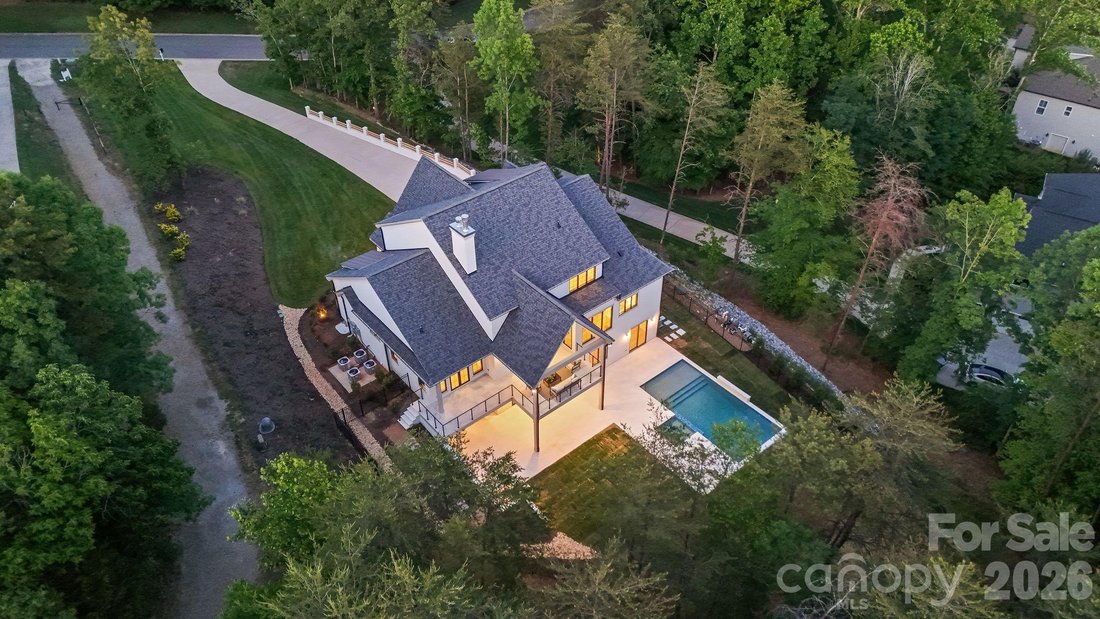 House in Mooresville, North Carolina, United States 3 - 17965068