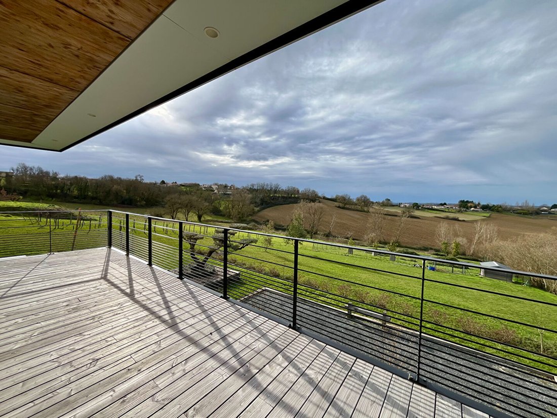 Villa in Saint-Hilaire-de-Lusignan, Nouvelle-Aquitaine, France 1 - 17964833