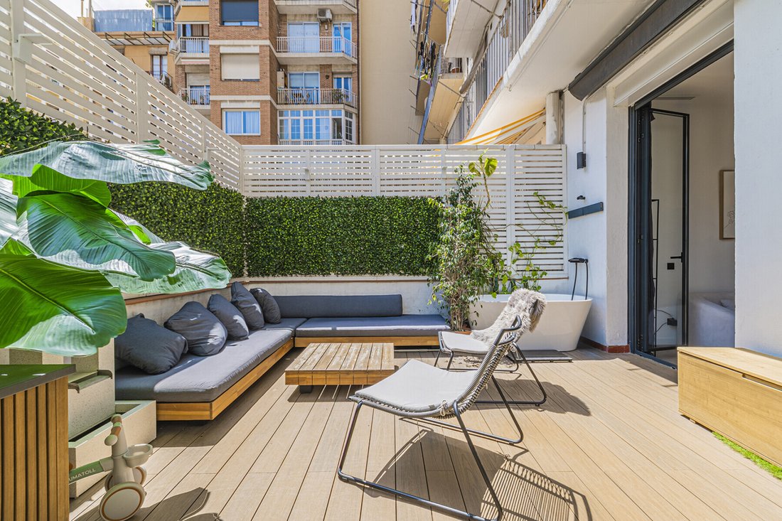 Apartment in Eixample, Barcelona, Spain 2 - 17965477