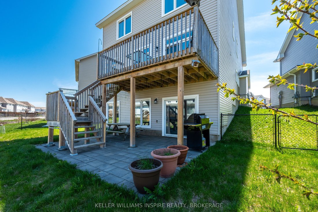 House in Kingston, Ontario, Canada 3 - 17965092