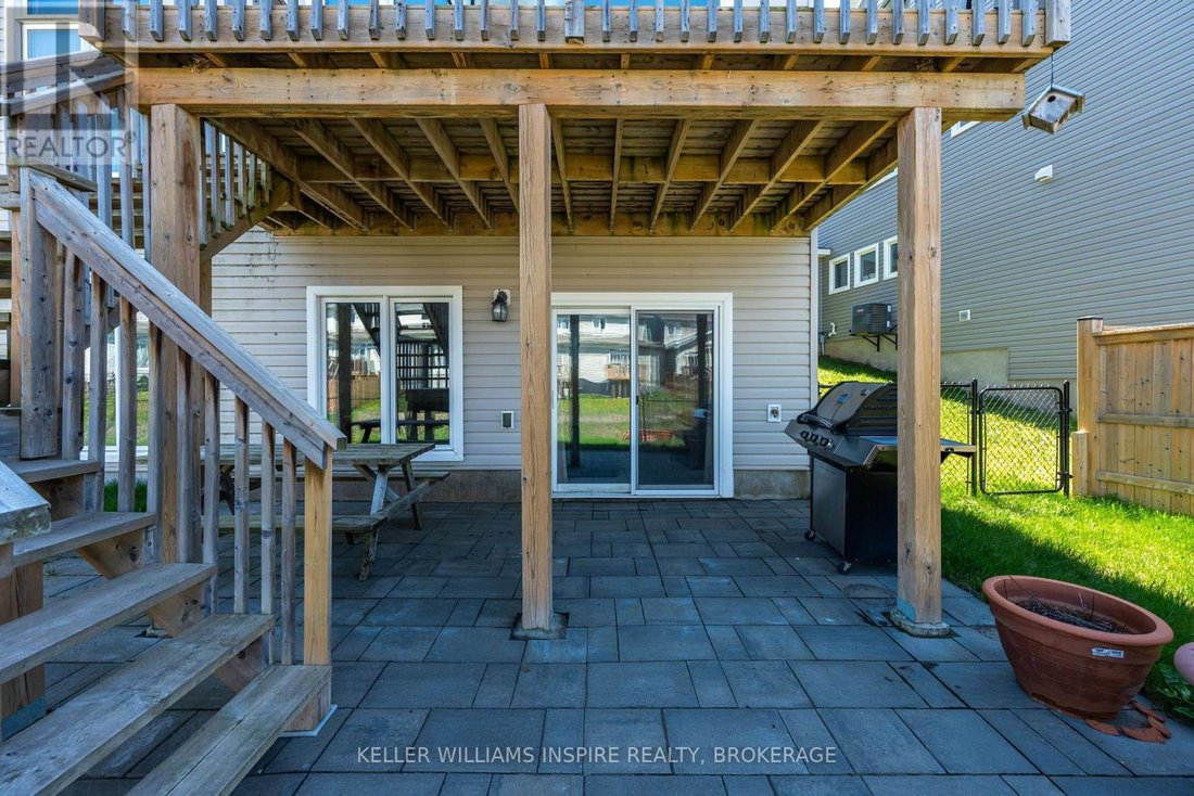 House in Kingston, Ontario, Canada 4 - 17965090