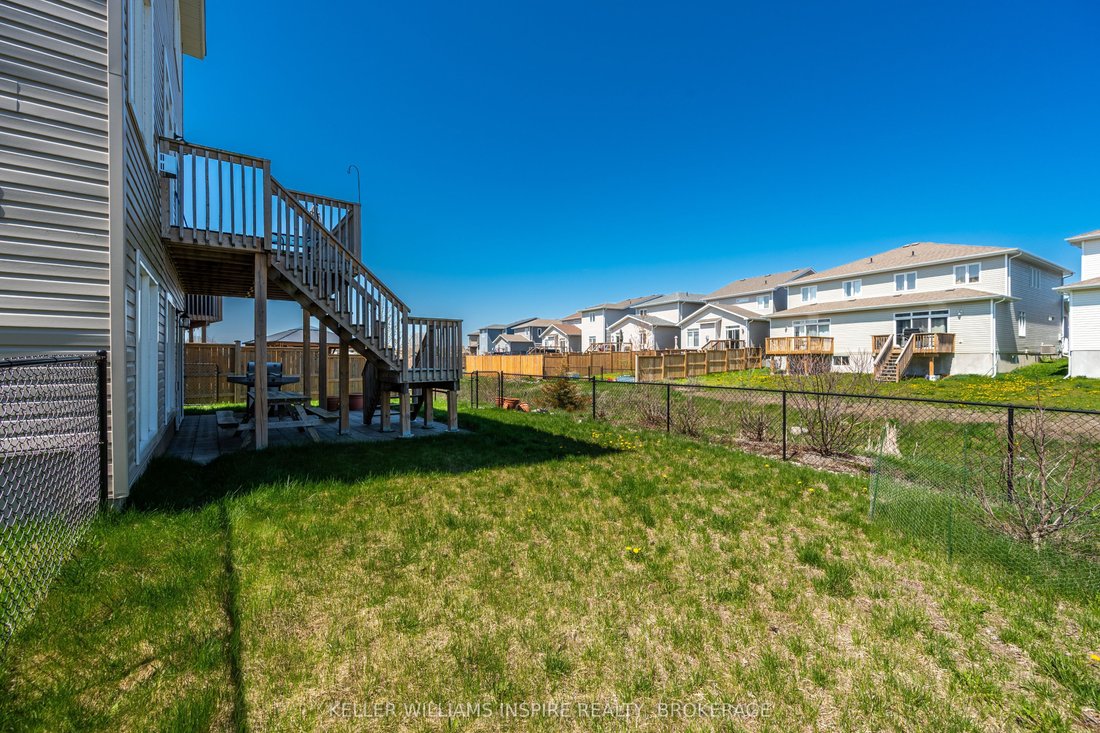House in Kingston, Ontario, Canada 5 - 17965092