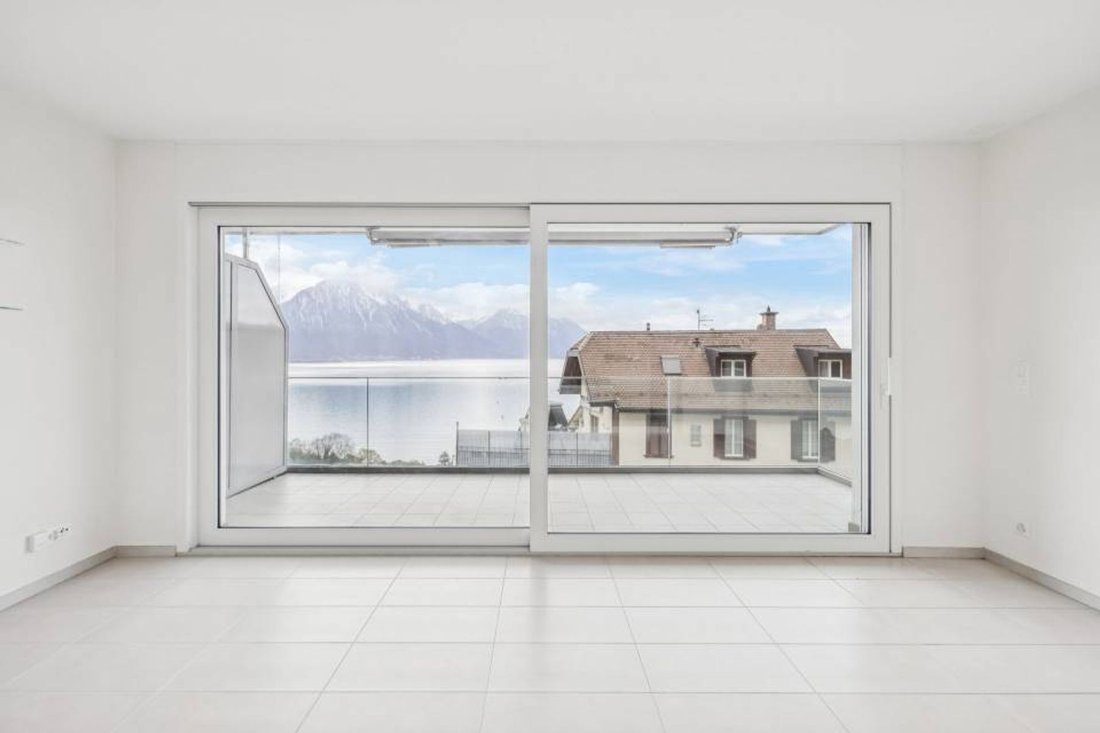 Appartamento a Veytaux, Vaud, Svizzera 1 - 17965542
