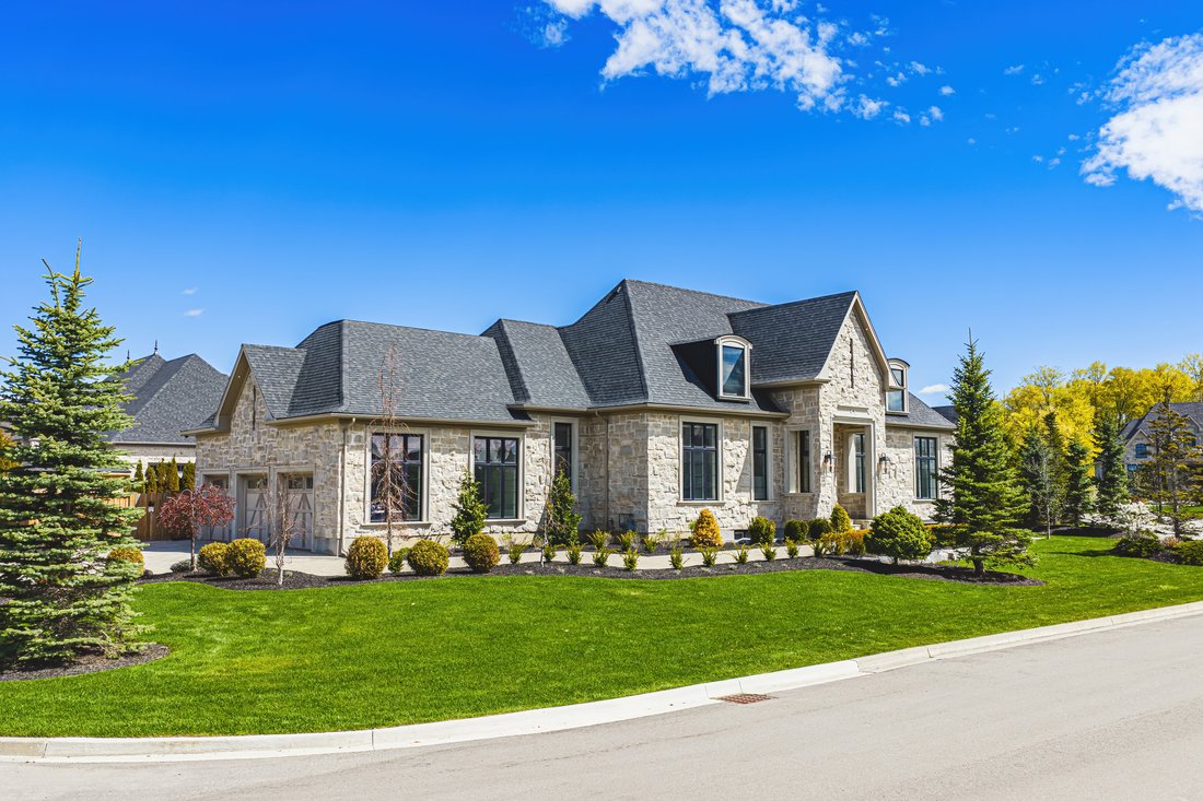 Estate in Puslinch, Ontario, Canada 2 - 17965734