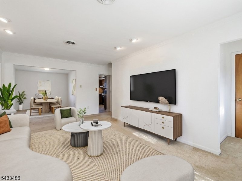 House in Union, New Jersey, United States 3 - 17965687