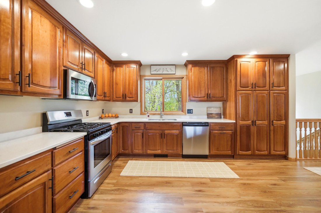 House in East Bethel, Minnesota, United States 5 - 17965652
