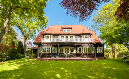 Villa in Heiloo, North Holland, Netherlands 1