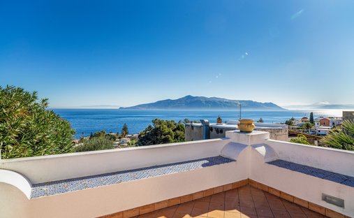 Villa in Santa Marina Salina, Sicily, Italy 1