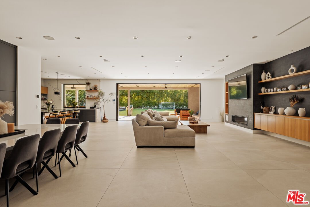 House in Los Angeles, California, United States 4 - 17965684