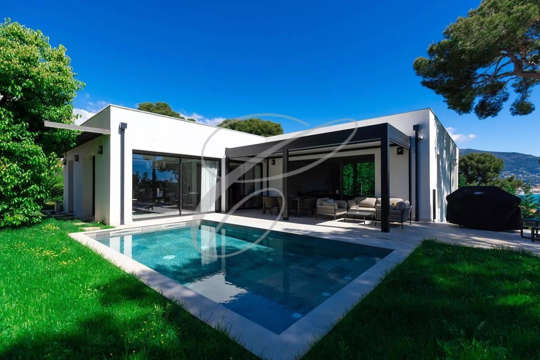 Villa in Cap Martin, Roquebrune-Cap-Martin, France 1 - 14896815