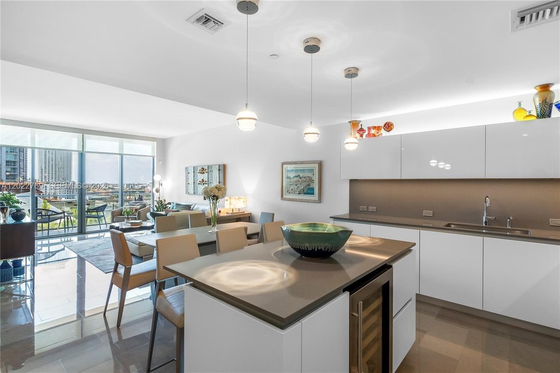 Condo in Miami, Florida, United States 1 - 17968609