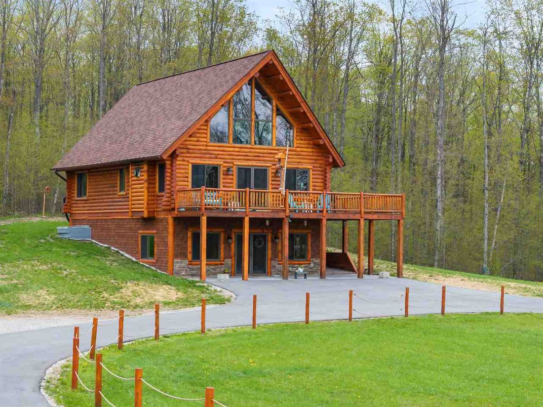 House in Wequetonsing, Michigan, United States 3 - 16820440