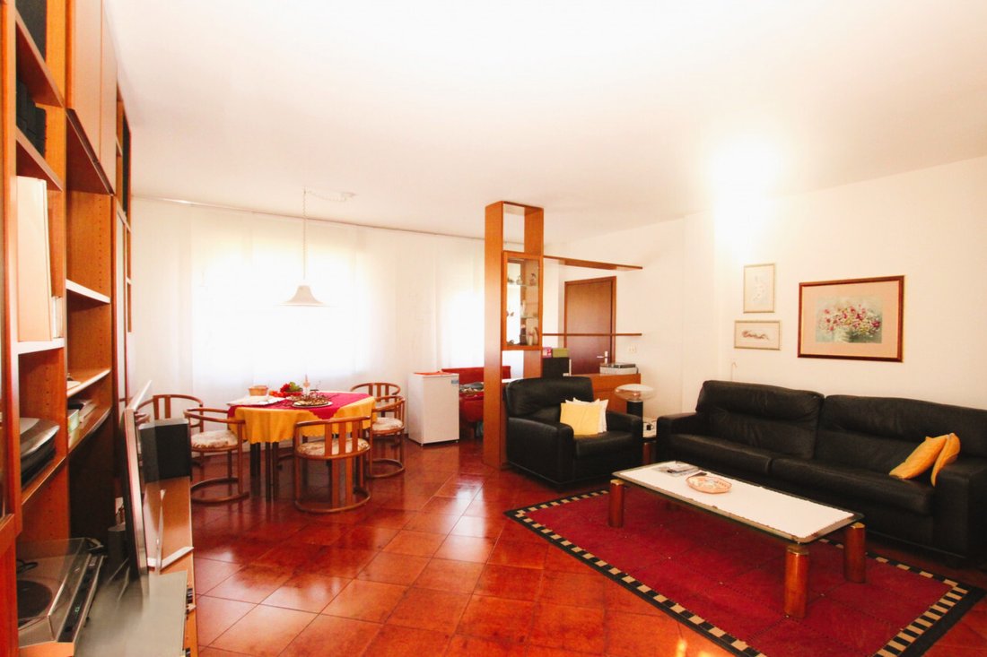 Apartment in Laives / Leifers, Trentino – Alto Adige/Südtirol, Italy 1 - 17970595