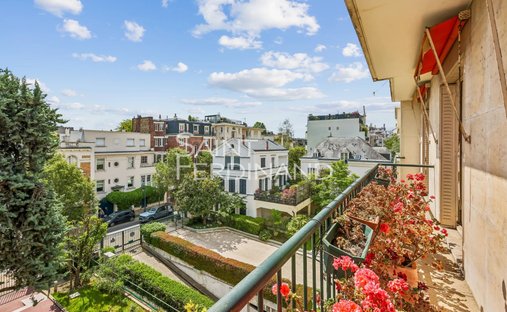 Apartment in Saint James-Delabordère, Neuilly-sur-Seine, France 1