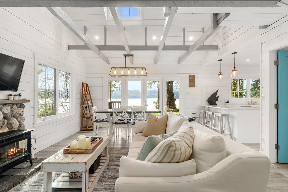 House in Sechelt, British Columbia, Canada 5 - 17968151