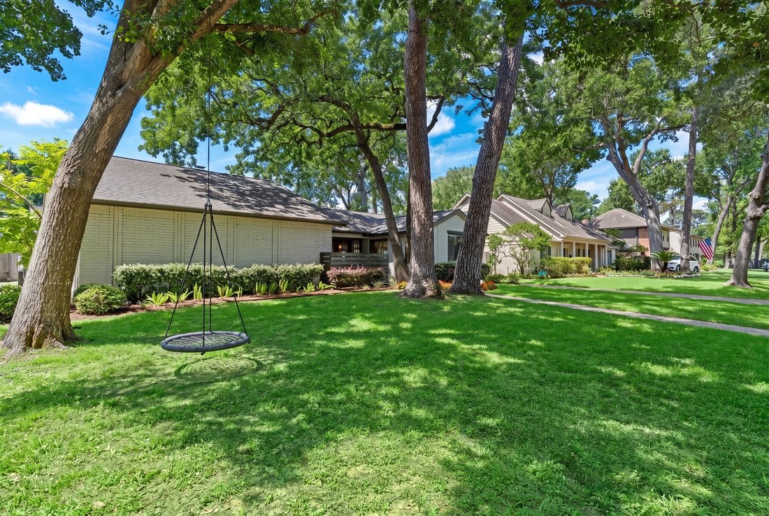 House in Houston, Texas, United States 3 - 17929844