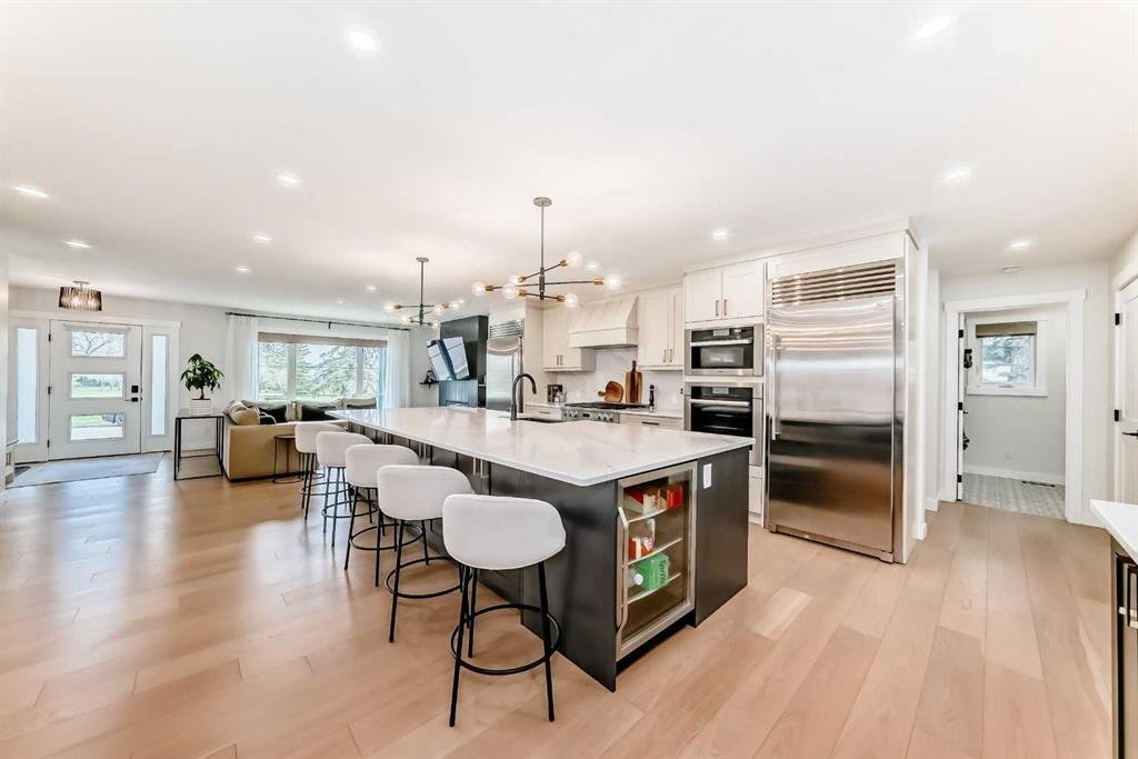 House in Calgary, Alberta, Canada 5 - 17971224
