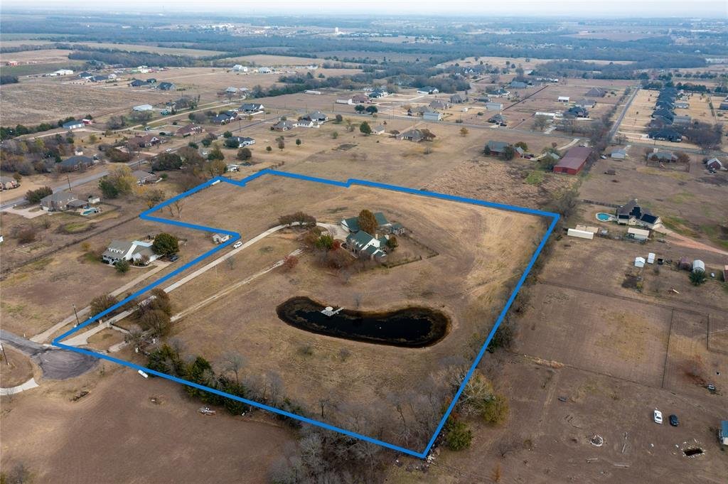 Farm Ranch in Van Alstyne, Texas, United States 5 - 17966607