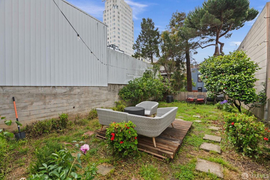 San Francisco, California, United States 5 - 17968846