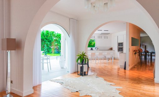 Villa in Écully, Auvergne-Rhône-Alpes, France 1