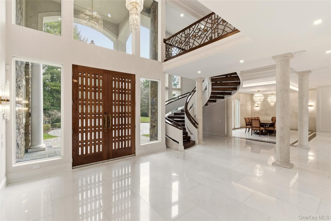 House in Syosset, New York, United States 3 - 17966965