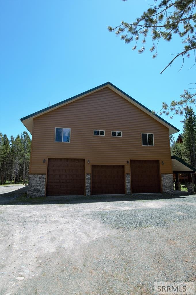 House in Island Park, Idaho, United States 4 - 17970441