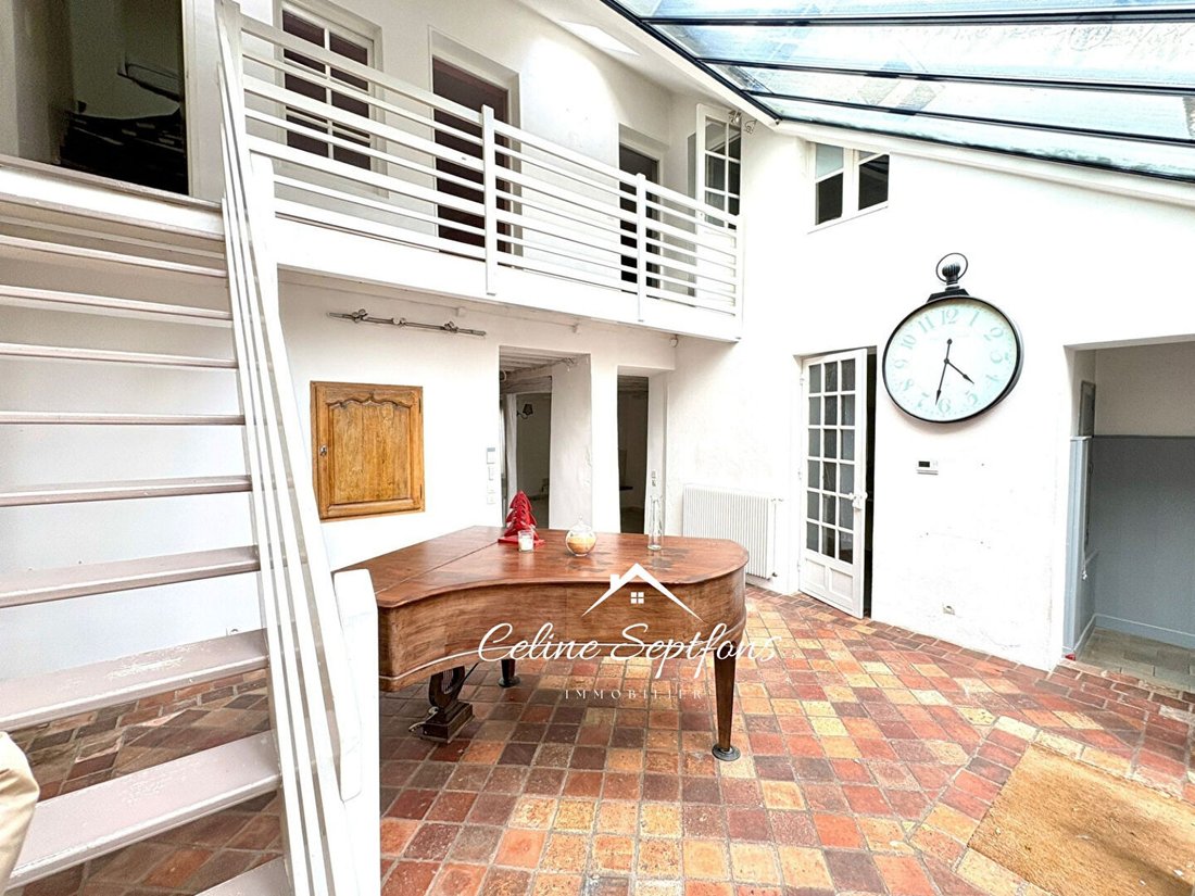 Villa in Linas, Ile-de-France, France 1 - 17967637