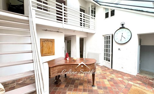 Villa in Linas, Ile-de-France, France 1
