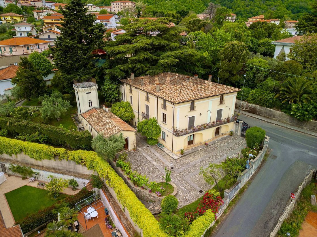 Villa in Marano Marchesato, Calabria, Italy 1 - 17971188