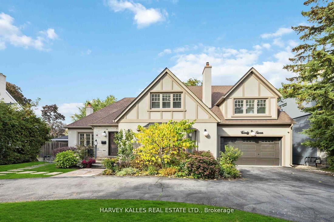 House in Toronto, Ontario, Canada 3 - 17971277