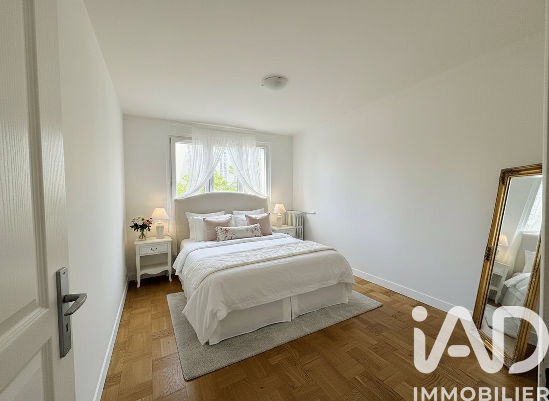 Apartment in Espaces Jeunes, Issy-les-Moulineaux, France 1 - 17970993