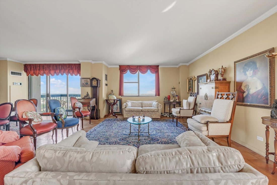 Co Op in New York, New York, United States 2 - 17966981