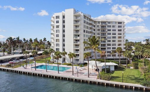 Condo in West Palm Beach, Florida, United States 1