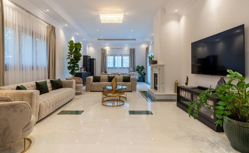 Villa in Mouttagiaka, Limassol, Cyprus 1
