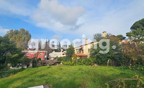 Land in Kifisia, Attika, Griechenland 1