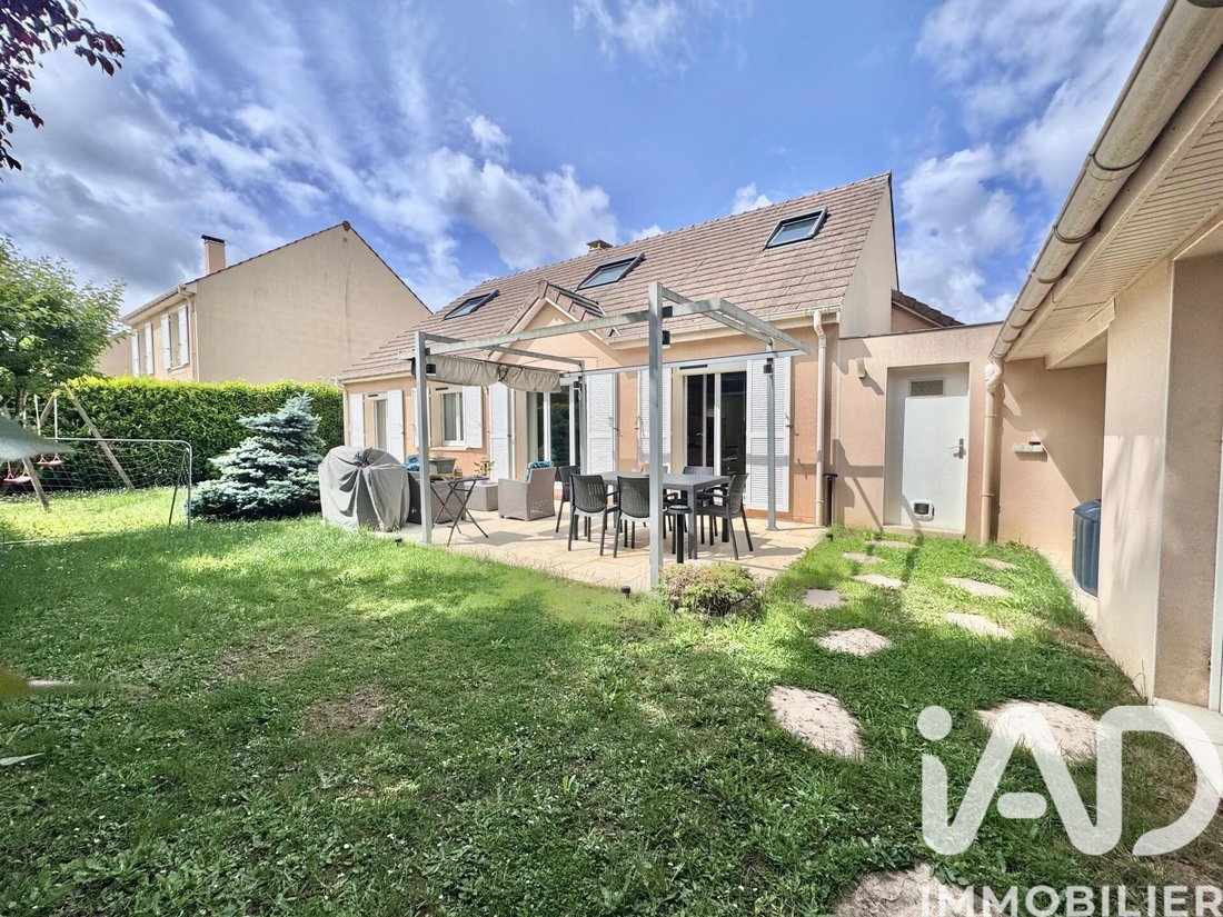 House in Ascott-Village Ouest-Le Verger, Roissy-en-Brie, France 1 - 17971081