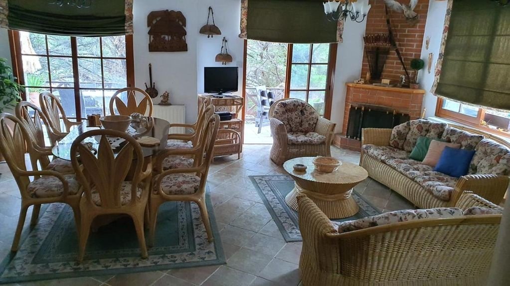 House in Pano Platres, Limassol, Cyprus 1 - 15893929