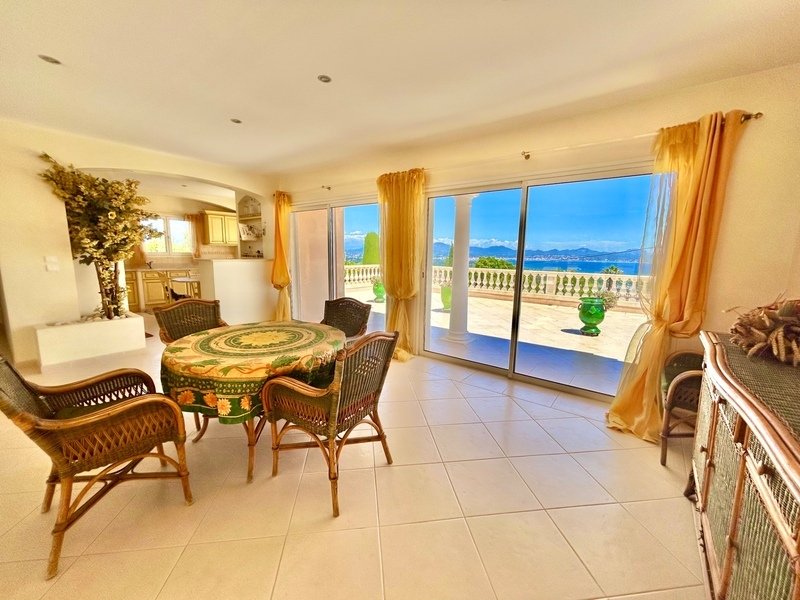 House in Frejus, Provence-Alpes-Côte d'Azur, France 4 - 17970269