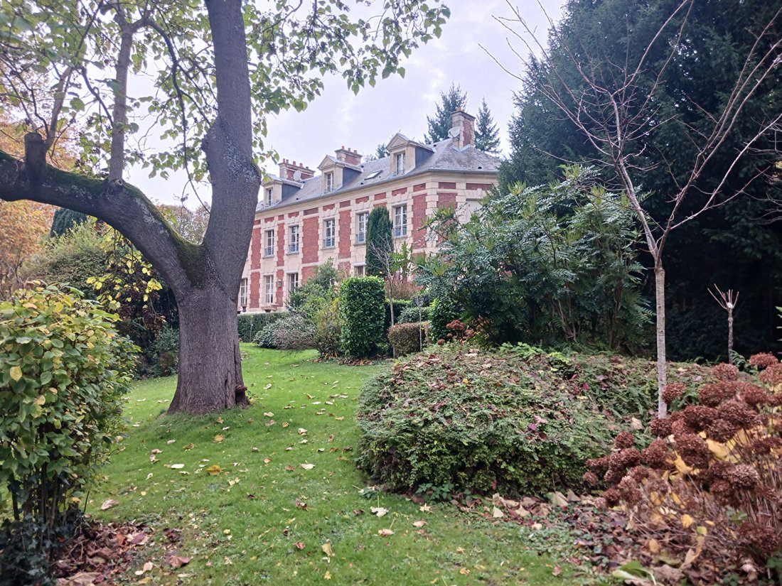 Villa in Chantilly, Hauts-de-France, France 1 - 17970416