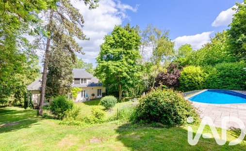 House in Vienne-en-Arthies, Ile-de-France, France 1