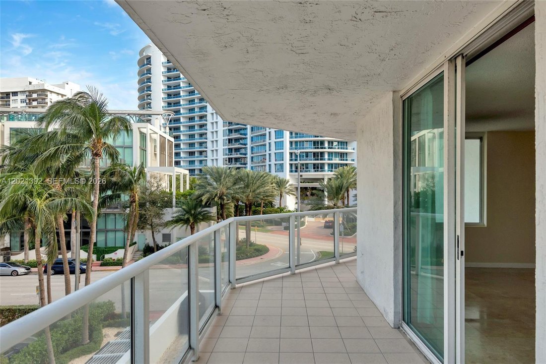 Condo in Miami Beach, Florida, United States 5 - 17966295
