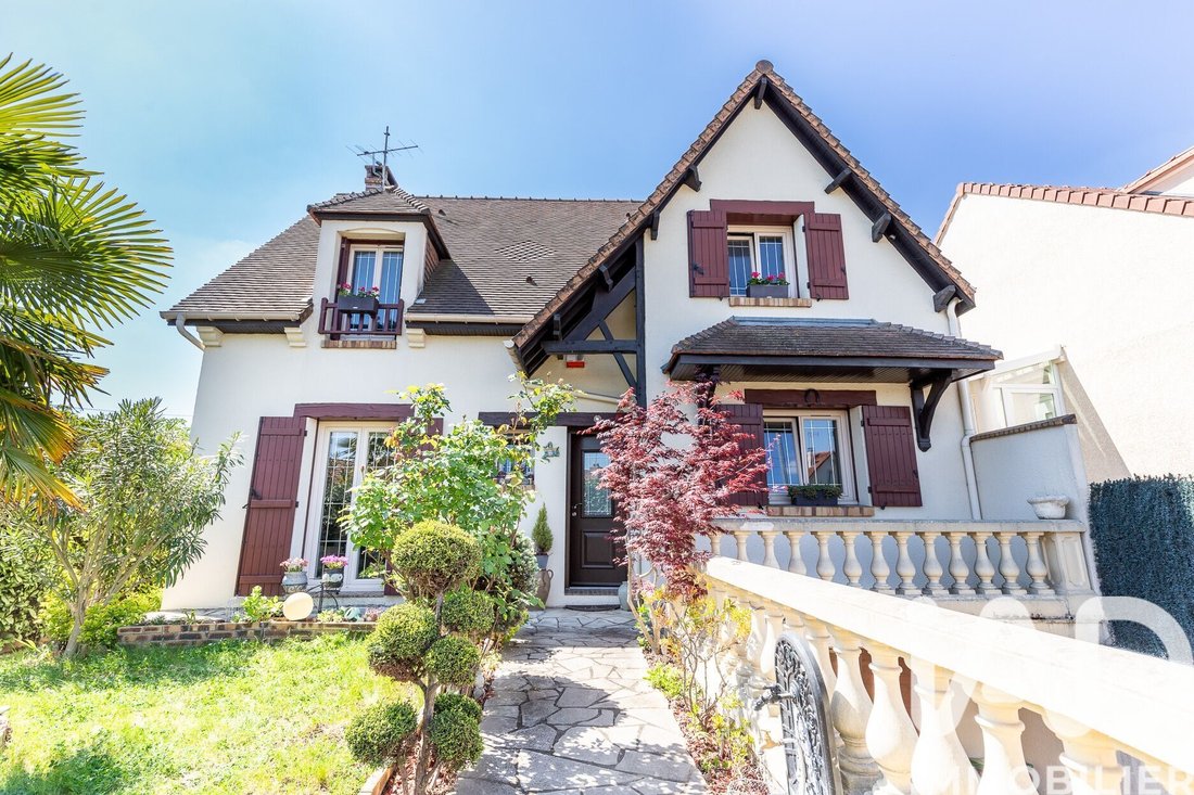 House in Aristide Briand-Champagne, Savigny-sur-Orge, France 1 - 17970591