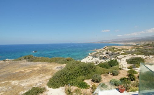 Villa in Chloraka, Paphos, Cyprus 1