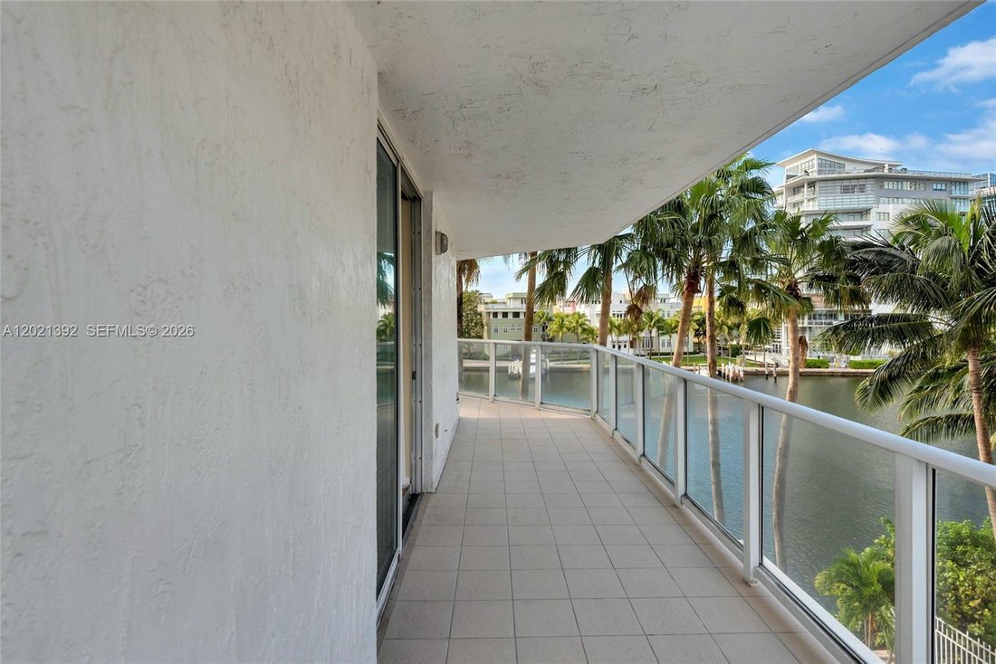 Condo in Miami Beach, Florida, United States 4 - 17966295