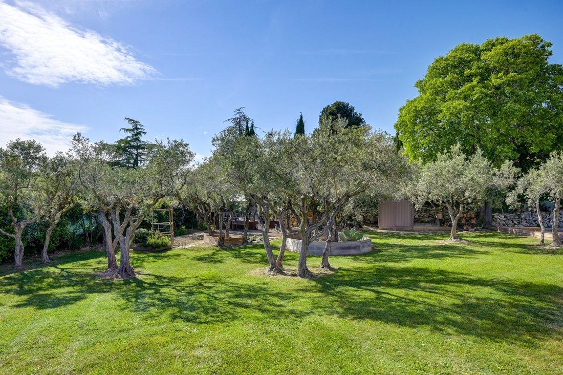 Haus in Le Tholonet, Provence-Alpes-Côte d'Azur, Frankreich 5 - 17968235