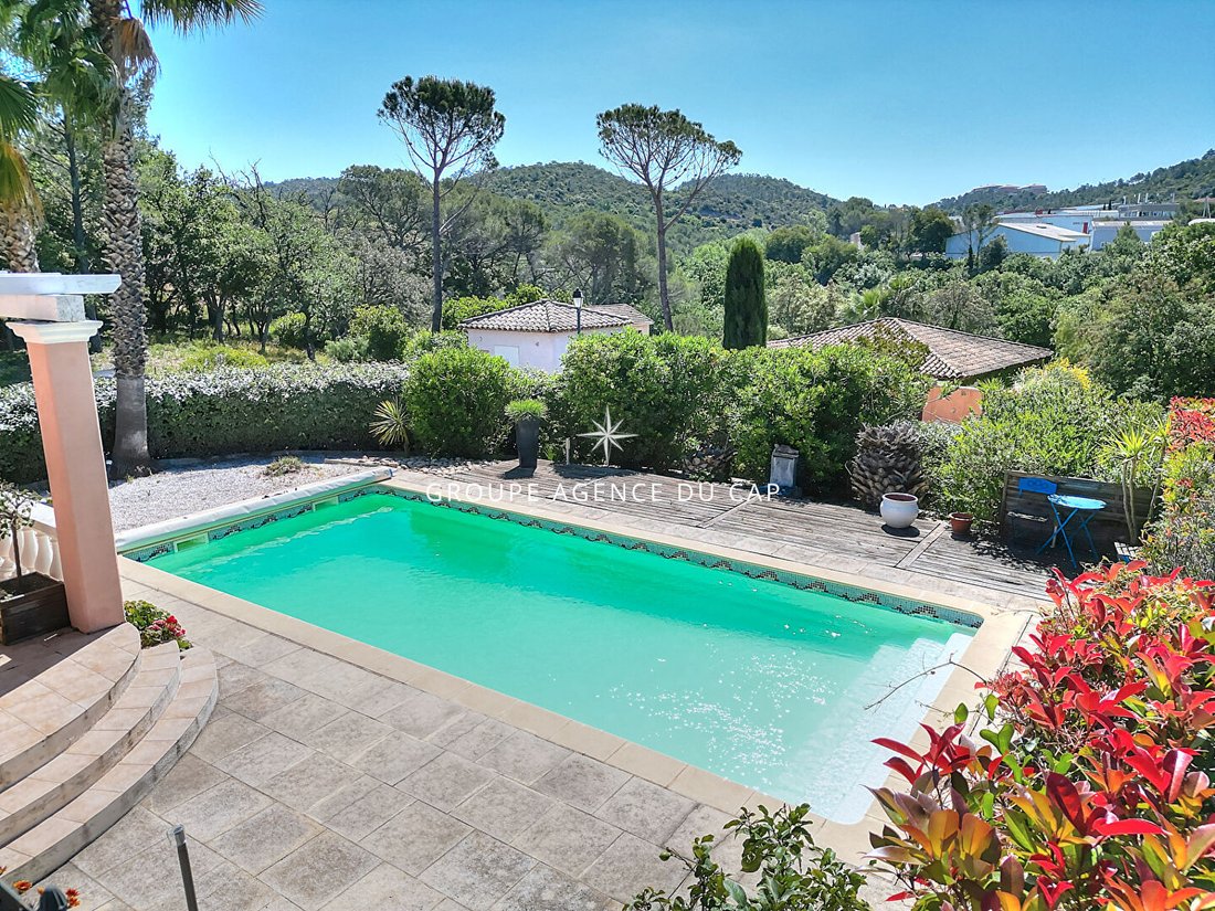 Villa in Estérel Plage-Logis de l'Aspé-Péguière, Saint-Raphaël, France 1 - 17866805