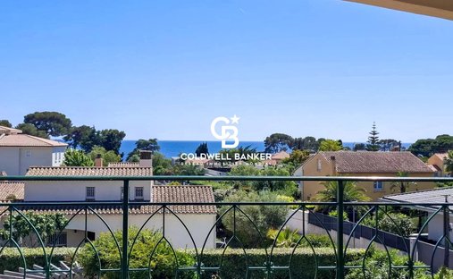 Apartment in Carqueiranne, Provence-Alpes-Côte d'Azur, France 1