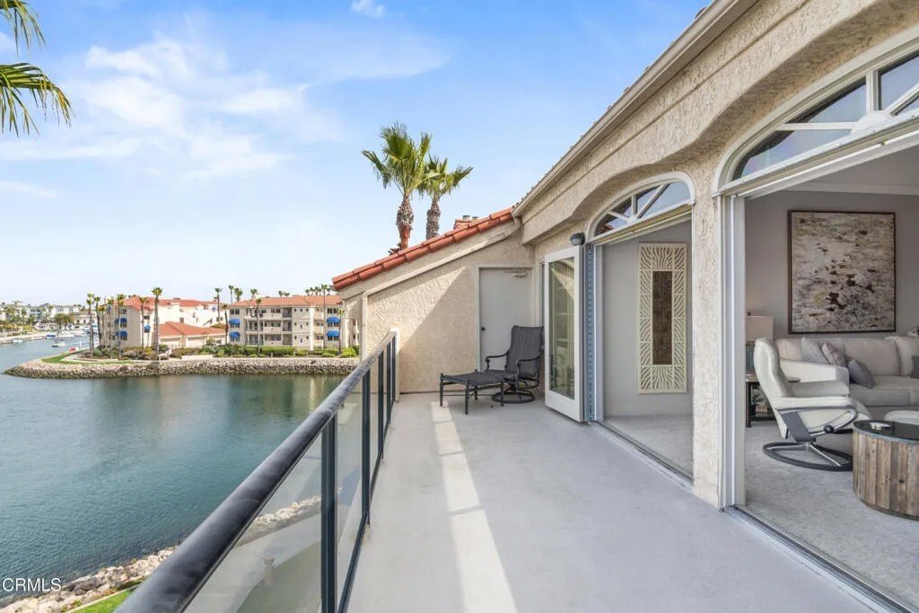 Condo in Oxnard, California, United States 2 - 17969128
