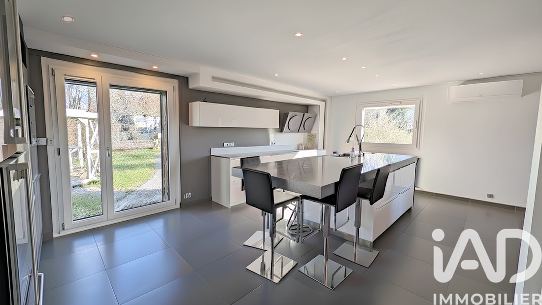 House in Ecole-Valentin, Bourgogne – Franche-Comté, France 2 - 17004164