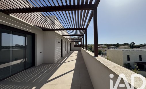Apartment in Sud, Castries, France 1